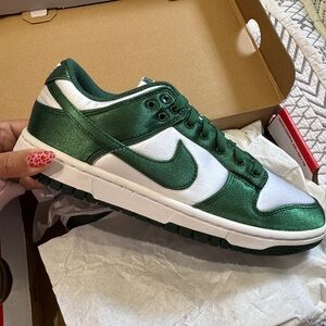 Nike Green and White Sneakers Classic Low-Top Design